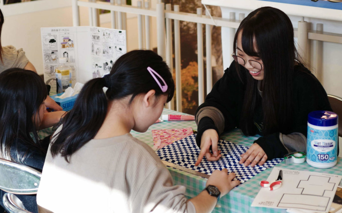 Traditional doll making event at Michi-no-eki Sena